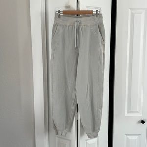 Lululemon tan joggers sweatpants